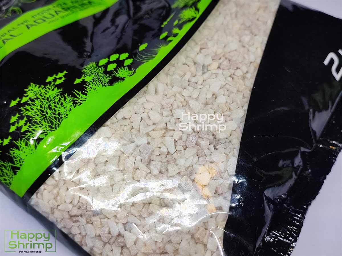 Aquael Dolomite Kies ist ein sehr dekorativer heller Bodengrund.