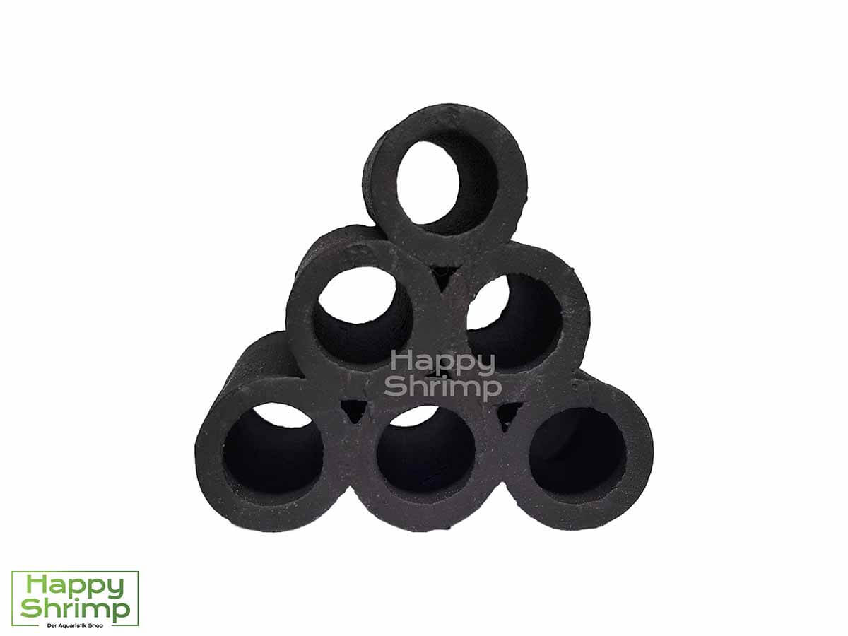 Eine schicke Garnelenröhre in 6er Pyramiden Anordnung aus Ton. Ach sehr gut geeignet für kleine Krebse oder Baby Garnelen.